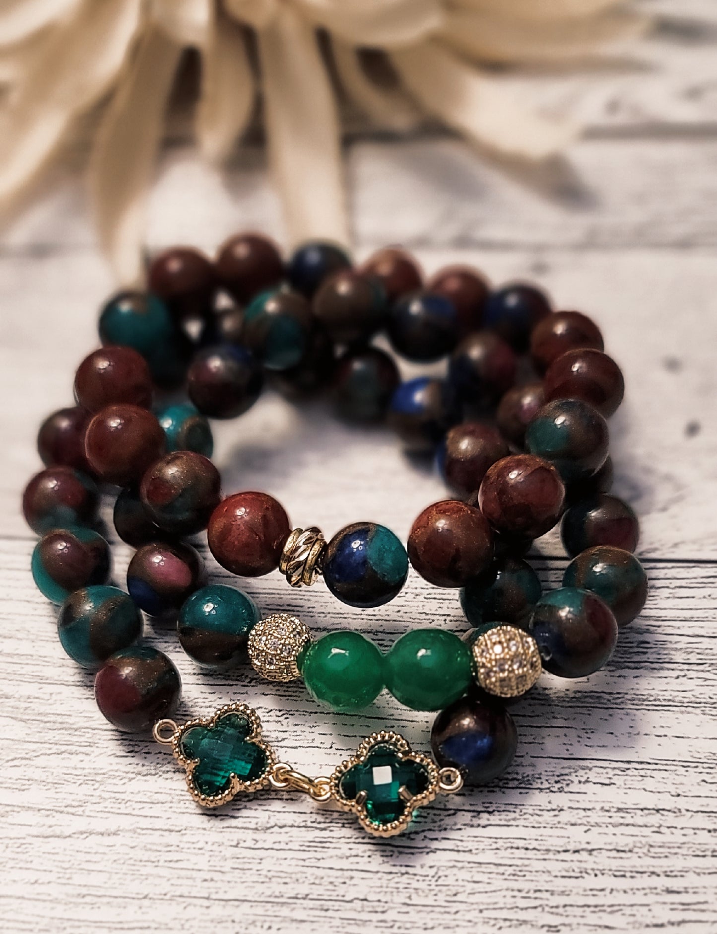 Multi color Trio w/Clover accent